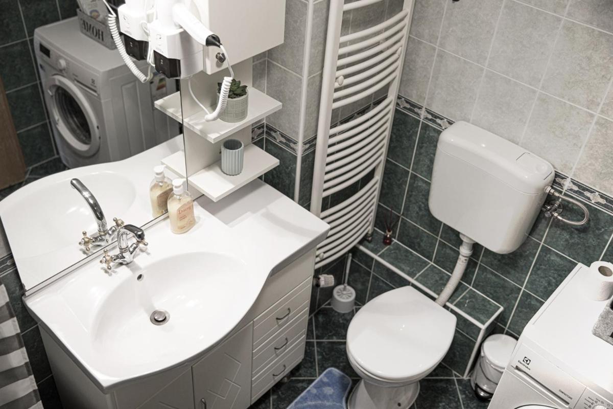 Apartman Tara Varaždin Exteriör bild